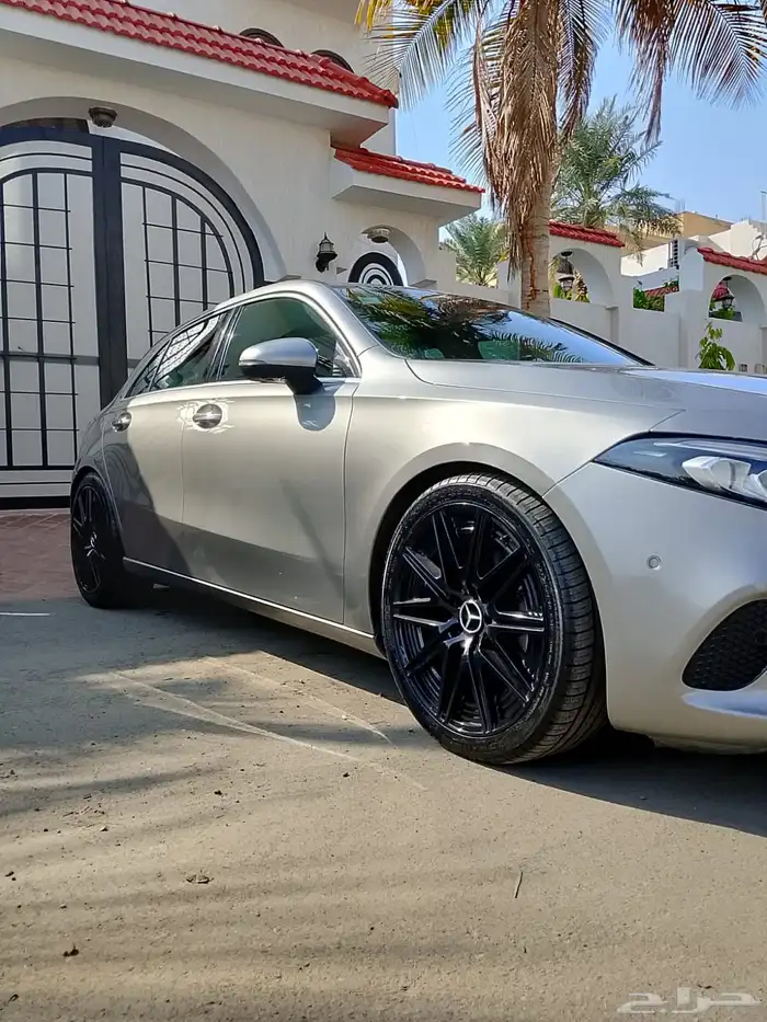 للبيع مرسيدس A200 نظيفة جدا 2019 2