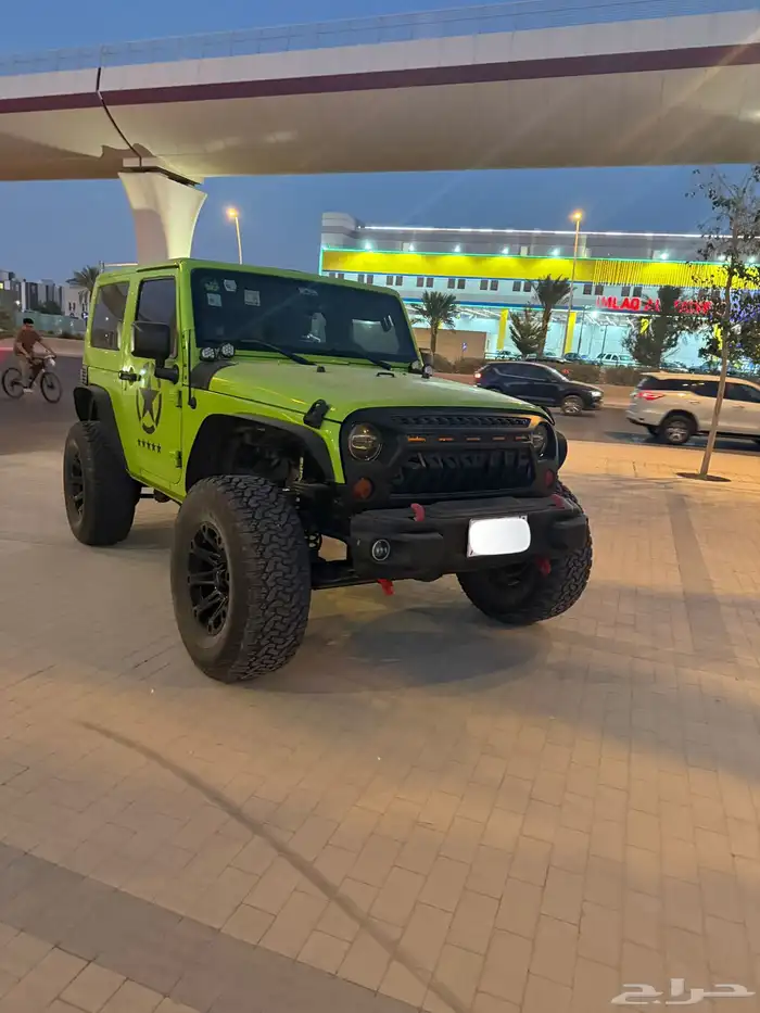 للبيع جيب رانجلر صحارى 1