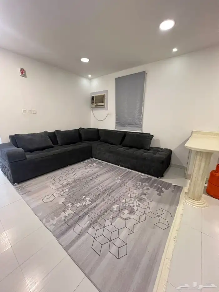 للإيجار شقة غرفه وصاله مفروشة في الهفوف 1