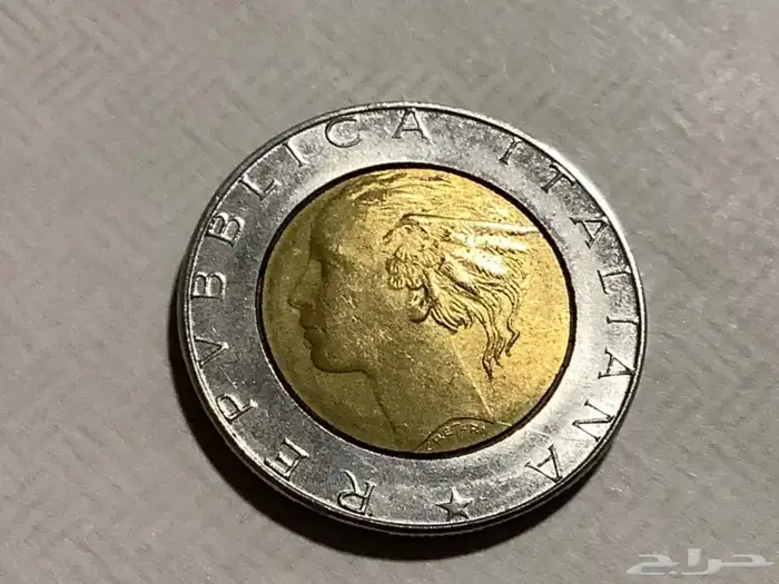 عملات نقدية متنوعة 0