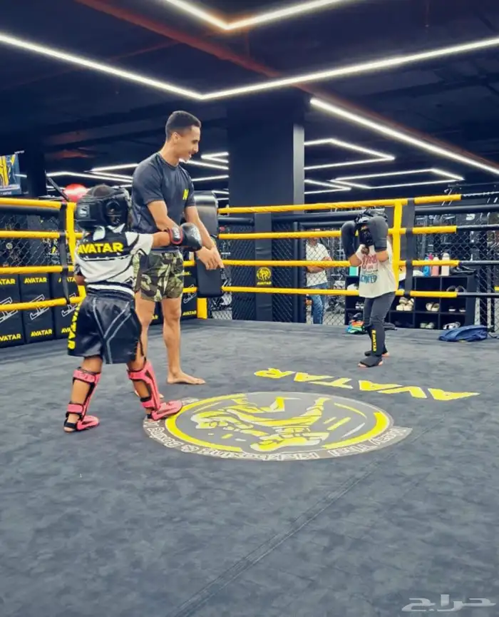 مدرب كيك بوكسينغ و مواي تاي ولياقة بدنية 3