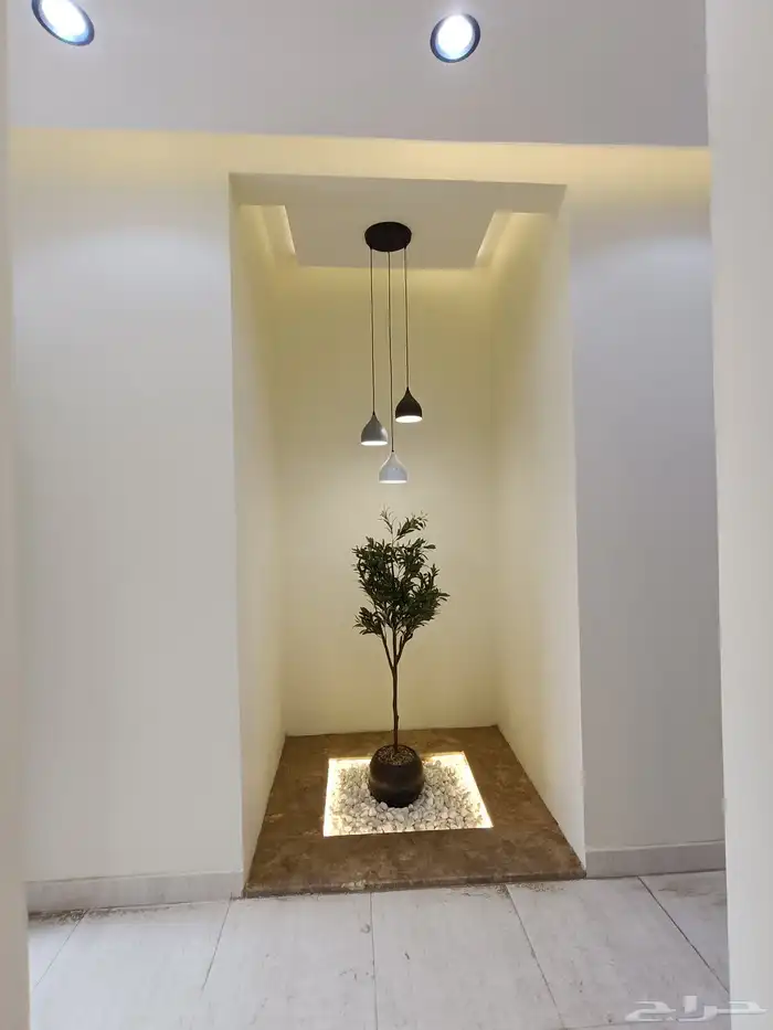 للبيع ادوار ارضيه وعلويه مدخل مستقل تشطيبات Vib 4