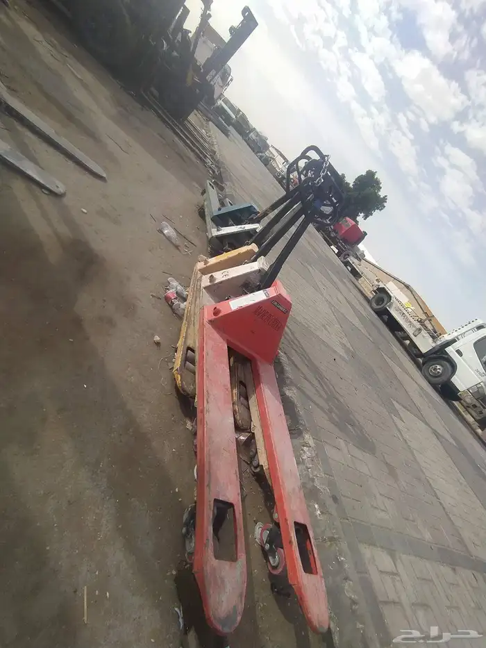 رافعات شوكية فوركلفت سكين كرين ونش forklift للايجار 2