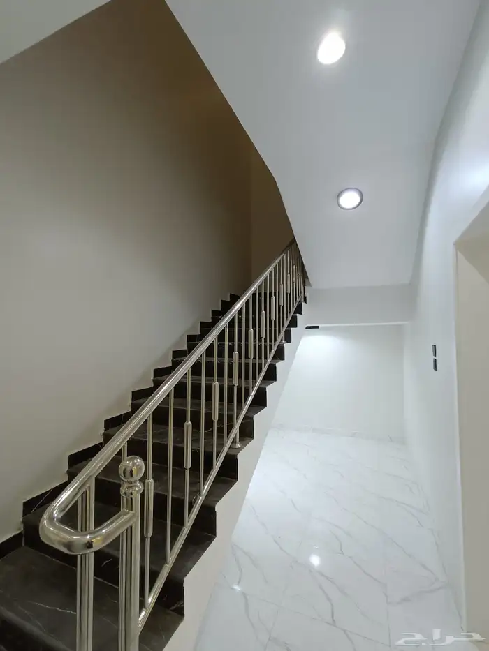 للبيع روف علوى دور وملحق احد رفيده تشطيب ممتاز 32