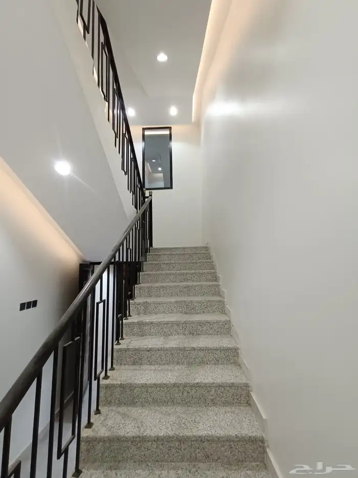 للبيع روف علوى دور وملحق احد رفيده تشطيب ممتاز 19