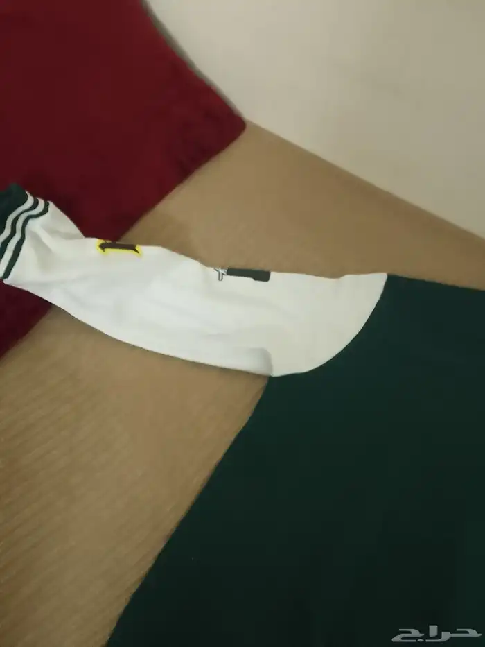 ملابس شتويه بلوفرات 8