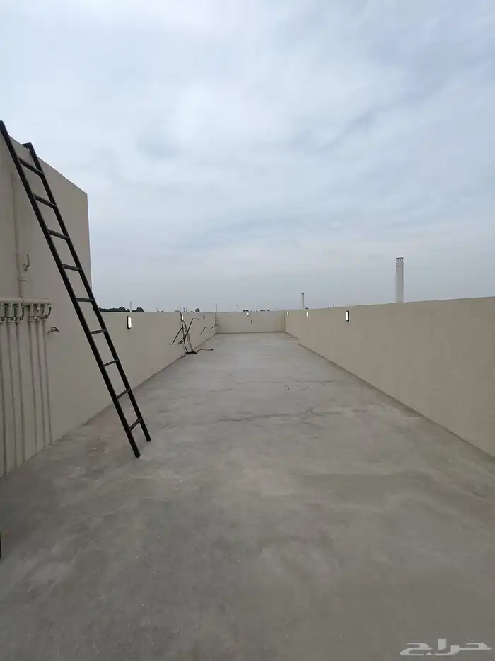 للبيع ادوار ارضيه وعلويه مدخل مستقل تشطيبات Vib 20