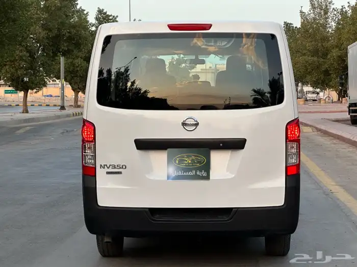 نيسان باص بضاعه موديل 2020 سعودي قير عادي ديزل 7