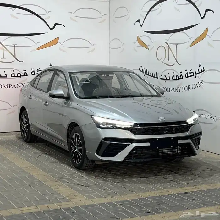 ام جي 5 استاندر الشكل الجديد 2025 7