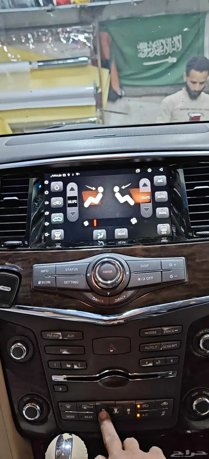 شاشه نفس شكل الوكالة نيسان باترول بلاتينيوم 2019 4