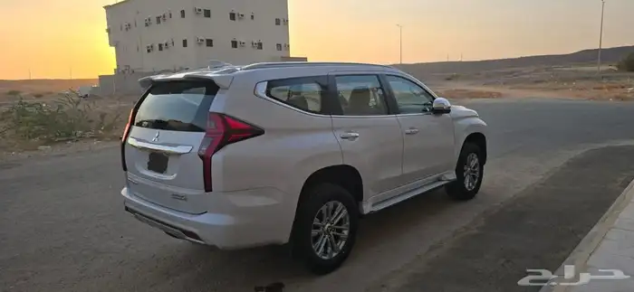 ميتسوبيشي مونتيرو 6