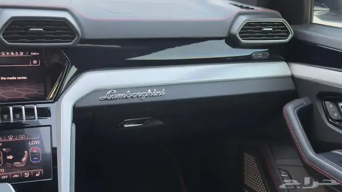 لامبورجيني اوروس موديل 2020 13