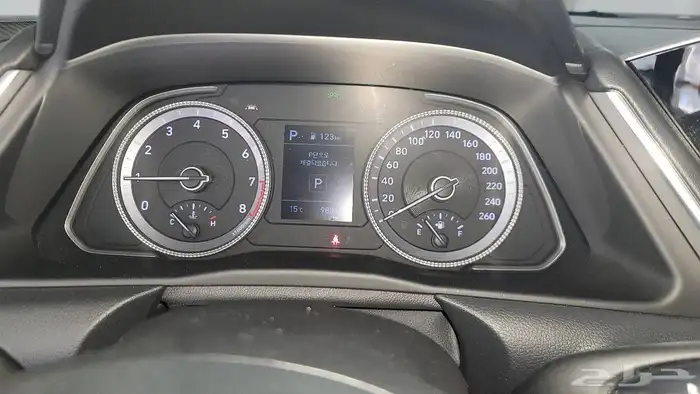 سوناتا - 2021 - بنزين - 2.0cc وارد كوريا 11