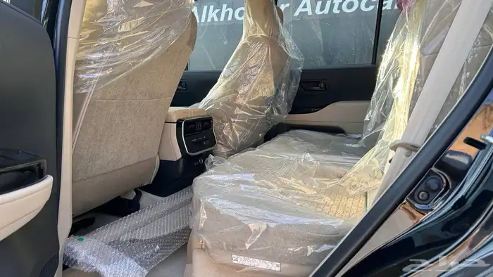 تويوتا لاندكروزر GXR L3 2025 لدى شركة عبدالمجيد الخضر 16