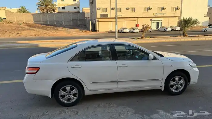 كامري 2011 نظيف للبيع 2
