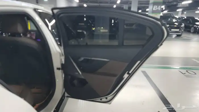 BMW 520i M Sports 2024 ليد كريستال وارد كوريا 22