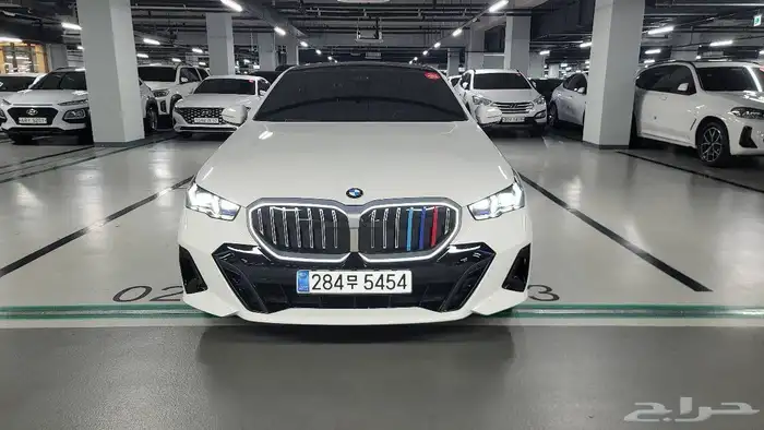 BMW 520i M Sports 2024 ليد كريستال وارد كوريا 0