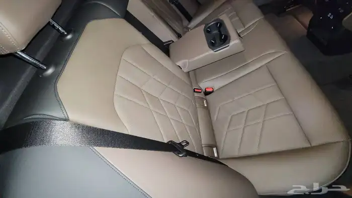 BMW 520i M Sports 2024 ليد كريستال وارد كوريا 26