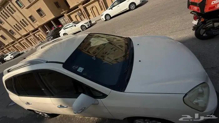 كيا كارينز 2011 1