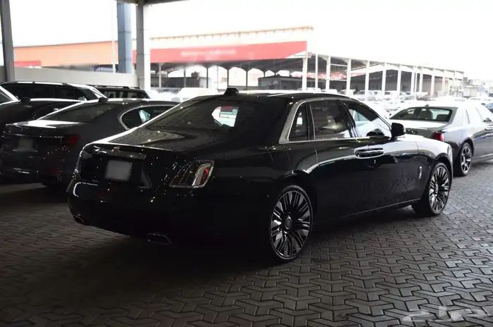 رولز رويس قوست سلفر بادج 2025 وارد الناغي 5