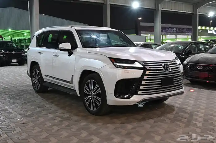 ليكزس 2024 LX600 2