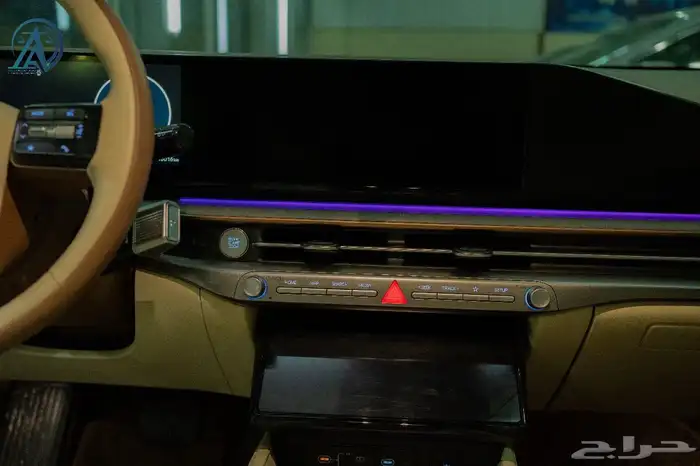 ازيرا كاليجرافي جرانديور 20