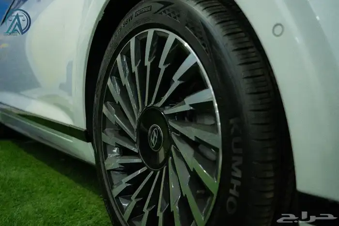 ازيرا كاليجرافي جرانديور 27