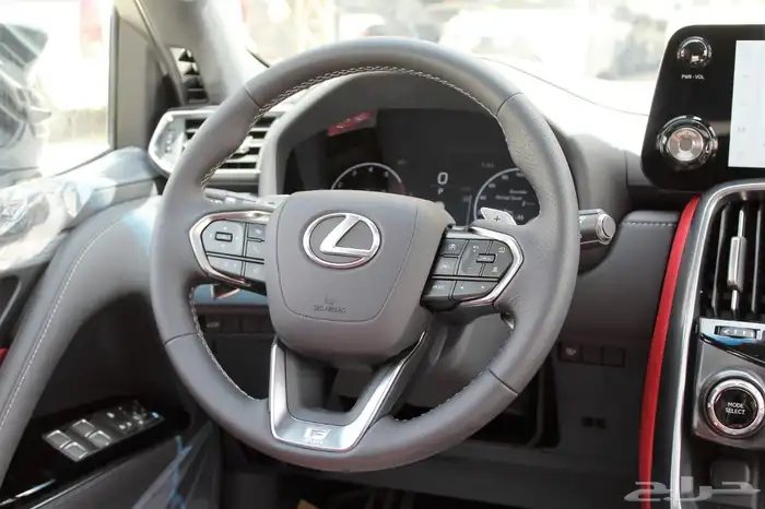 لكزس - LX600 F Sport - خليجي - 2025 15