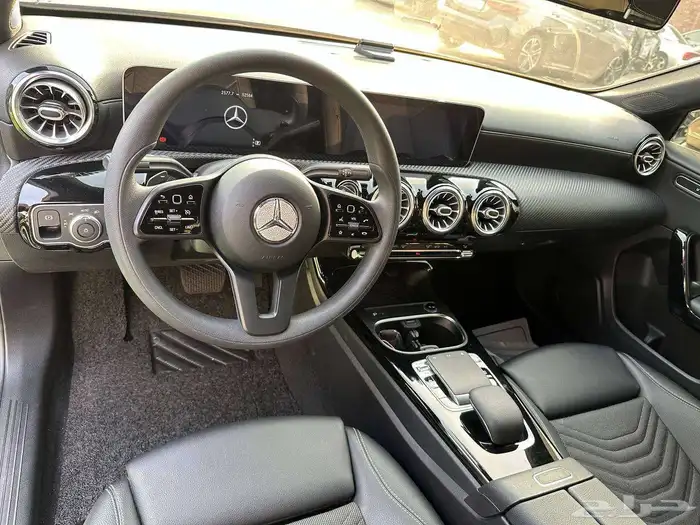 مرسيدس A220  تم التعاقد عليها بعمولة 1000ريال 18