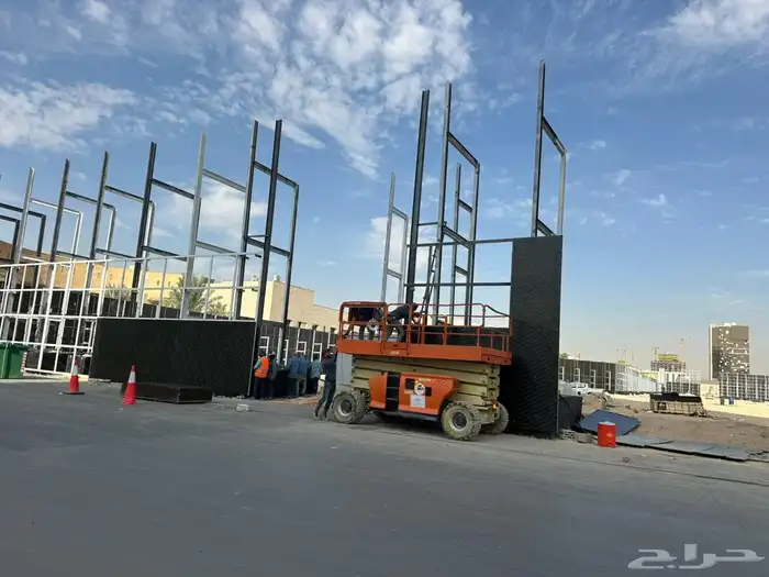 يوجد لدينا روافع شوكيه للايجار اليومي والشهري 0 9