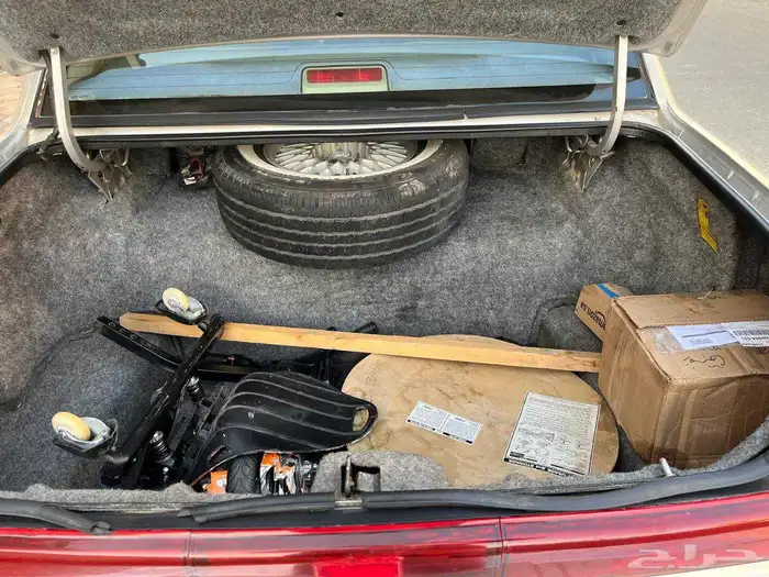 فورد لينكون تاون كار1990 مخزن للبيع 11