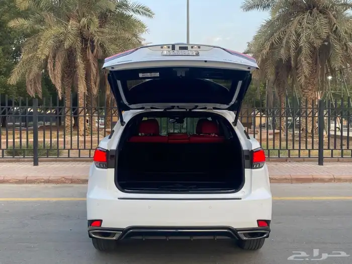 لكزس 350RX F 2021 23