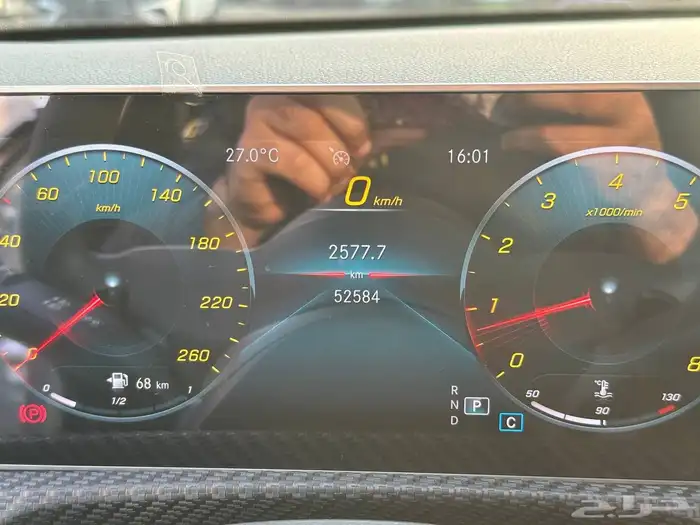 مرسيدس A220  تم التعاقد عليها بعمولة 1000ريال 23