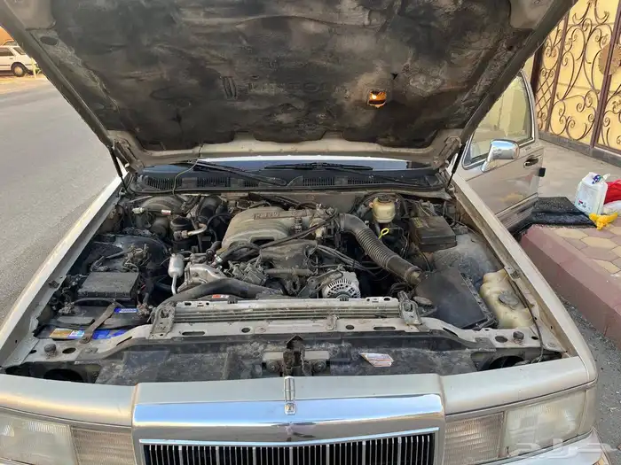 فورد لينكون تاون كار1990 مخزن للبيع 14