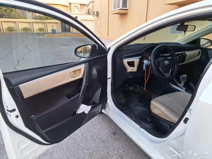 للبيع كرولا 2015 مالك ثاني 6