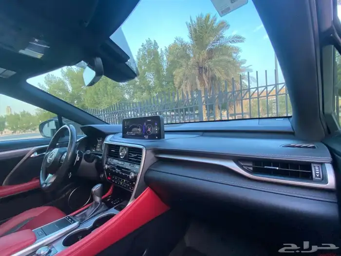 لكزس 350RX F 2021 19