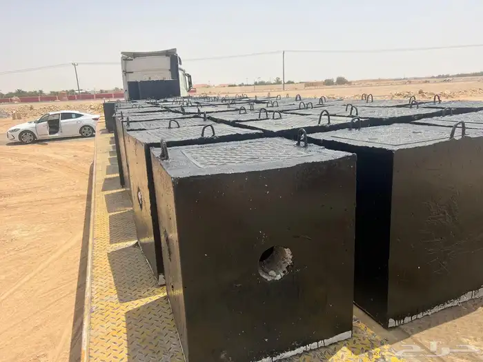 حواجز خرسانيه قواعد اناره زينة حدائق مناهيل 1