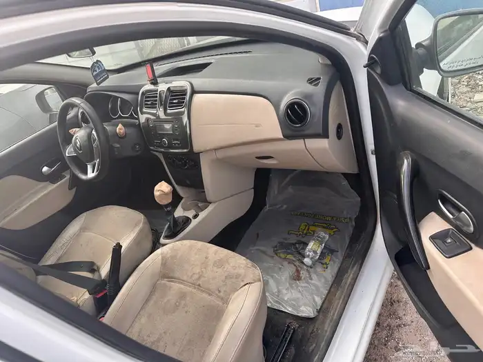 للبيع رينو سمبول 2021 ابيض فيه مشكله 1