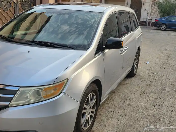 سيارة هوندا أوديسي 2011 5