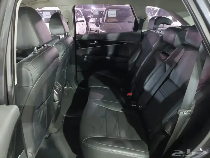 كيا سورنتو رصاصي 2020 ديزل بطاقة جمركية وارد كوريا 7