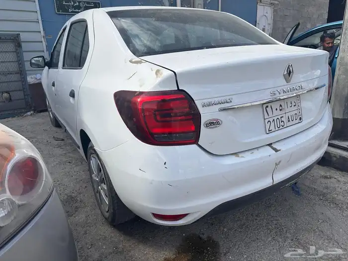 للبيع رينو سمبول 2021 ابيض فيه مشكله 4