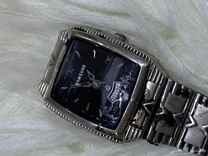 ساعة سامسونج ستانلس ستيل قديمة 1