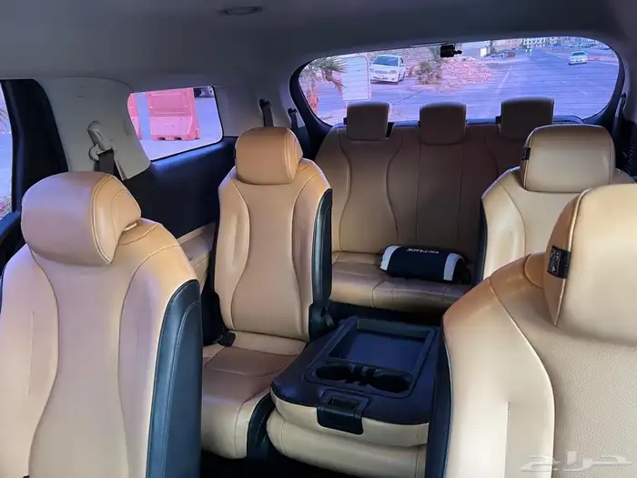 كيا كرنفال ديزل 2021 8