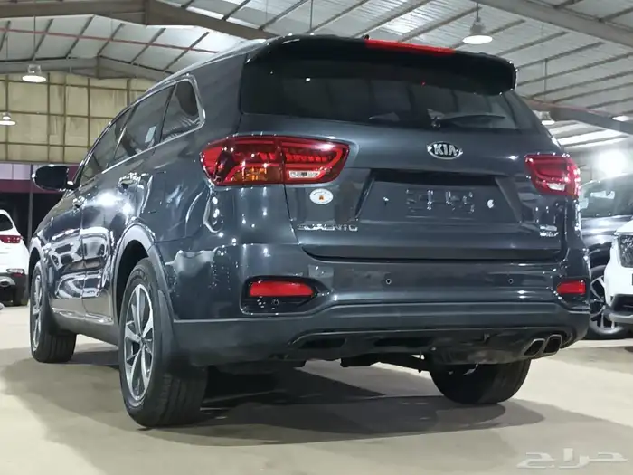 كيا سورنتو رصاصي 2020 ديزل بطاقة جمركية وارد كوريا 4