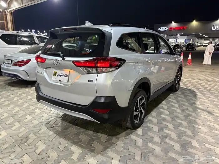 تويوتا رش واجن فضي 2021 بنزين وارد كوريا 5