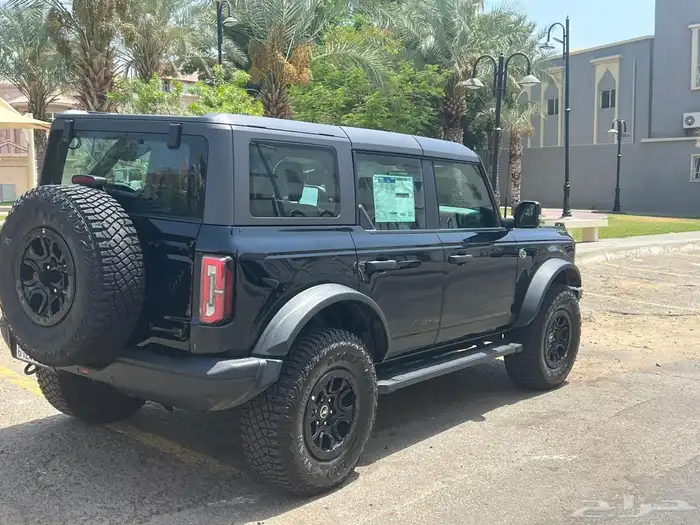 فورد برونكو 9