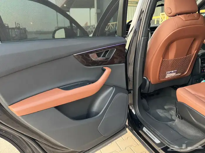 اودي   كيو 7 اس لاين 2021 5