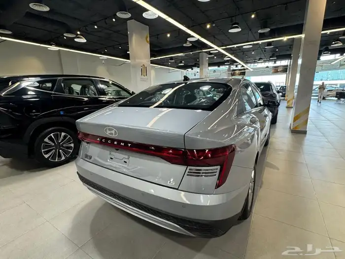 اكسنت فليت 2026 1