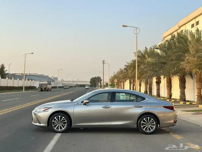 لكزس ES250 2025 شبة جديدة 4