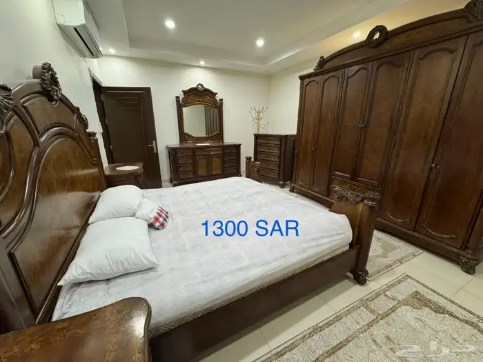 ثلاجة غسالة طاولات شبه جديدة -سفرة وسجاد- غرفة نوم ومرتبة 3